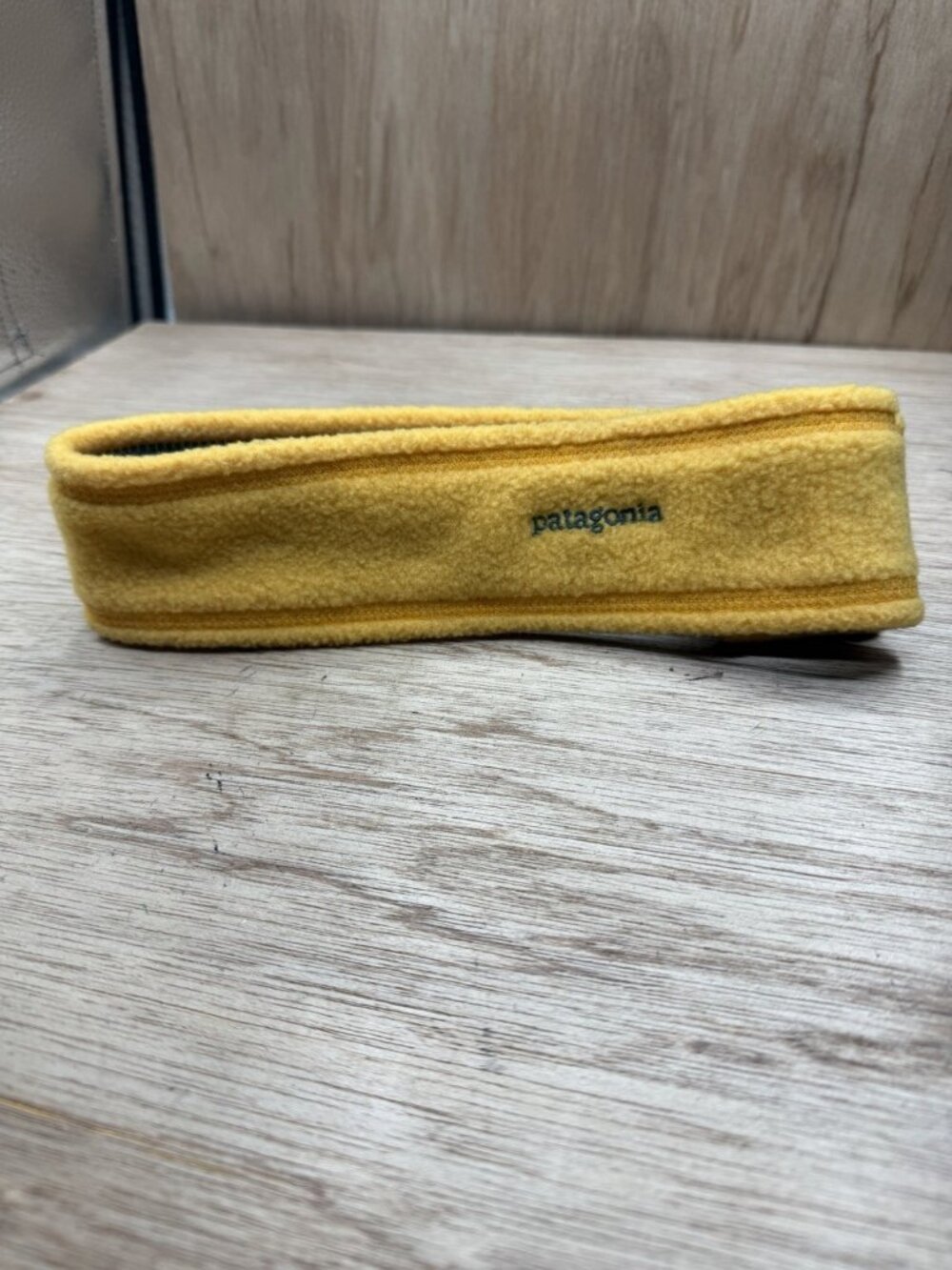 Vintage Patagonia Headband Beanie Hat Cap Yellow Fleece Ski Snow One Size USA